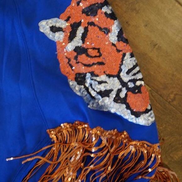 Fantastic Fawn Sequin Tiger Sleeve Fringe Sweatshirt Blue Womens Size Medium - Picture 5 of 7